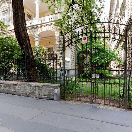 Heroes Square & City Park Thermals Apartment Budapesta Exterior foto