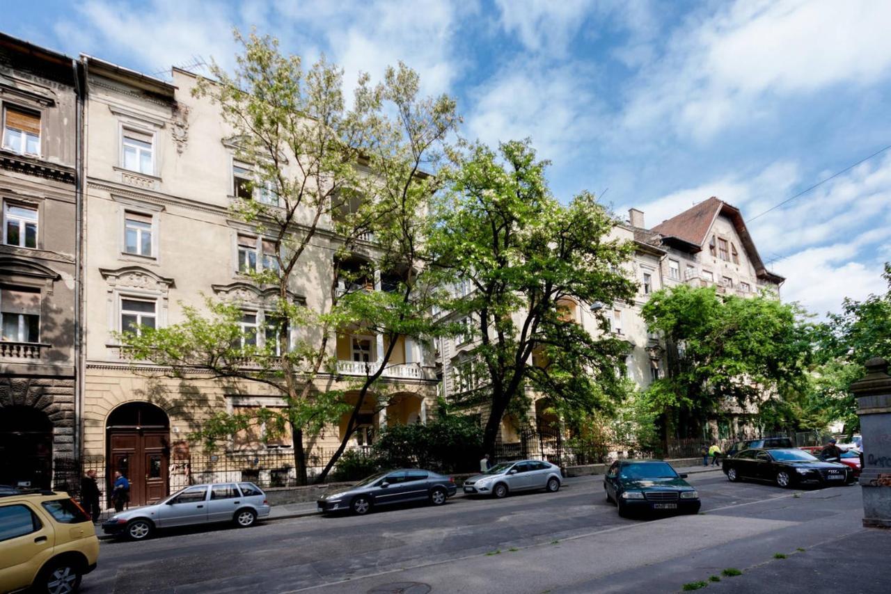 Heroes Square & City Park Thermals Apartment Budapesta Exterior foto